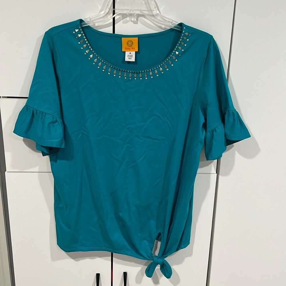 Ruby Rd. T-shirt . Size M